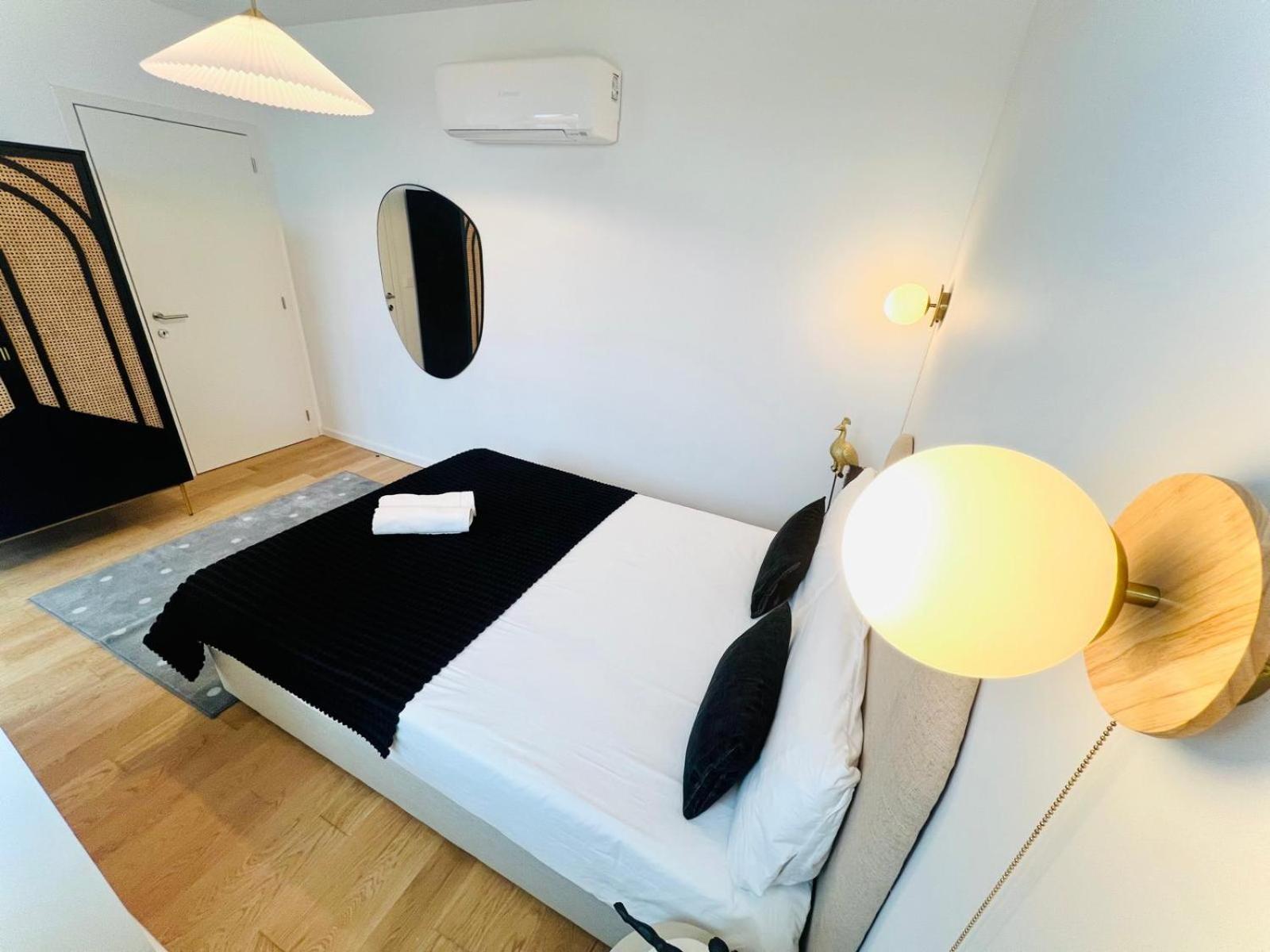 Lisbon Pink House II Beautiful 2 Bedroom Flat In City Center Екстер'єр фото