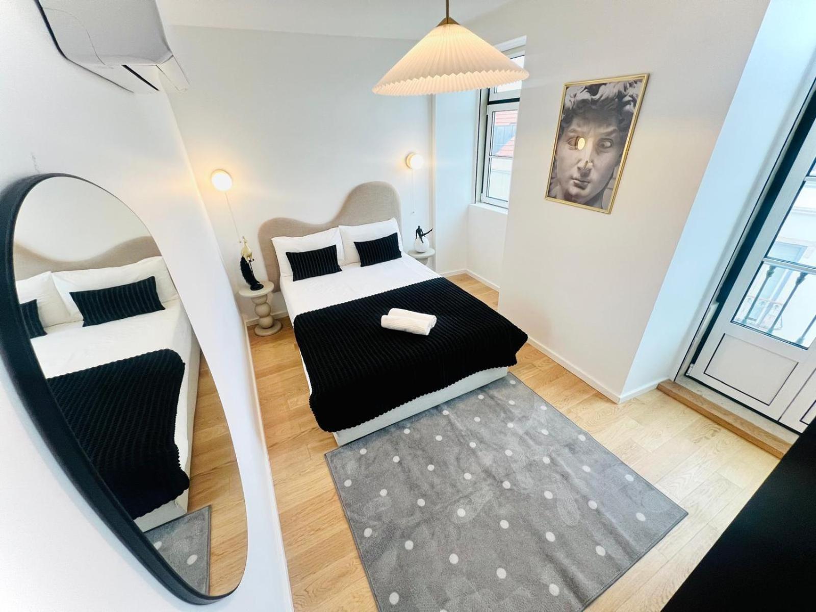 Lisbon Pink House II Beautiful 2 Bedroom Flat In City Center Екстер'єр фото