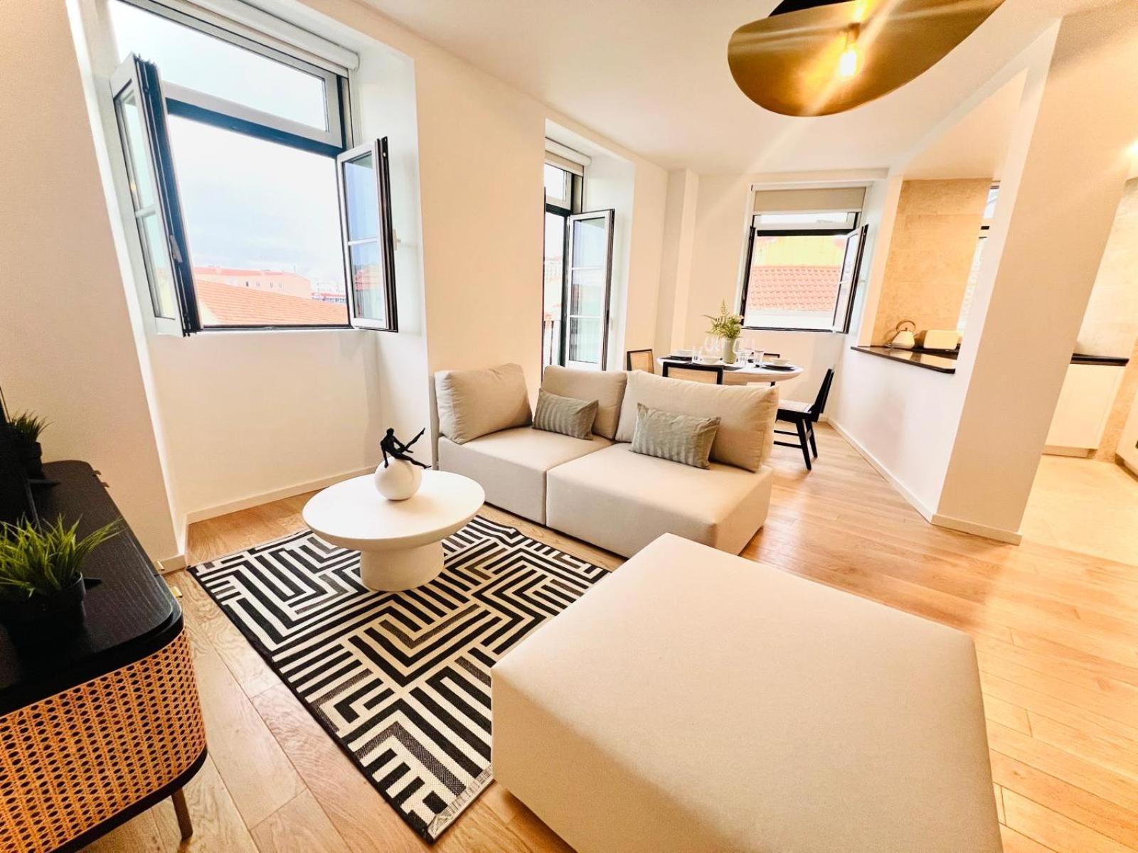 Lisbon Pink House II Beautiful 2 Bedroom Flat In City Center Екстер'єр фото