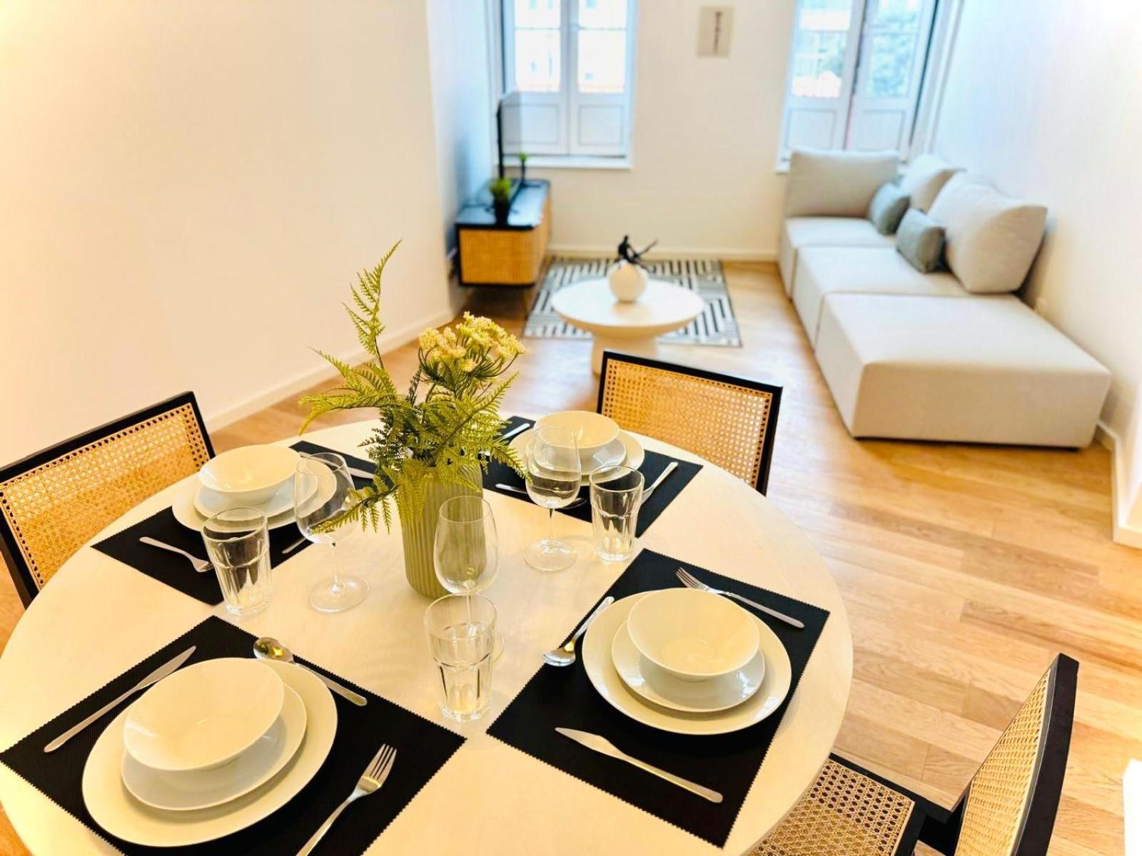 Lisbon Pink House II Beautiful 2 Bedroom Flat In City Center Екстер'єр фото