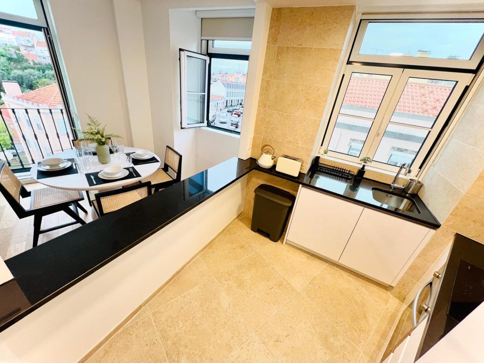 Lisbon Pink House II Beautiful 2 Bedroom Flat In City Center Екстер'єр фото