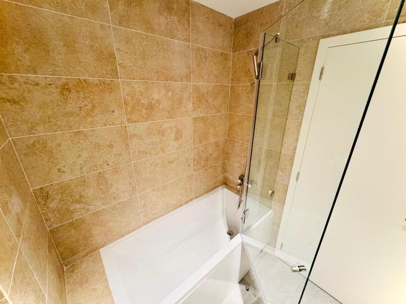 Lisbon Pink House II Beautiful 2 Bedroom Flat In City Center Екстер'єр фото