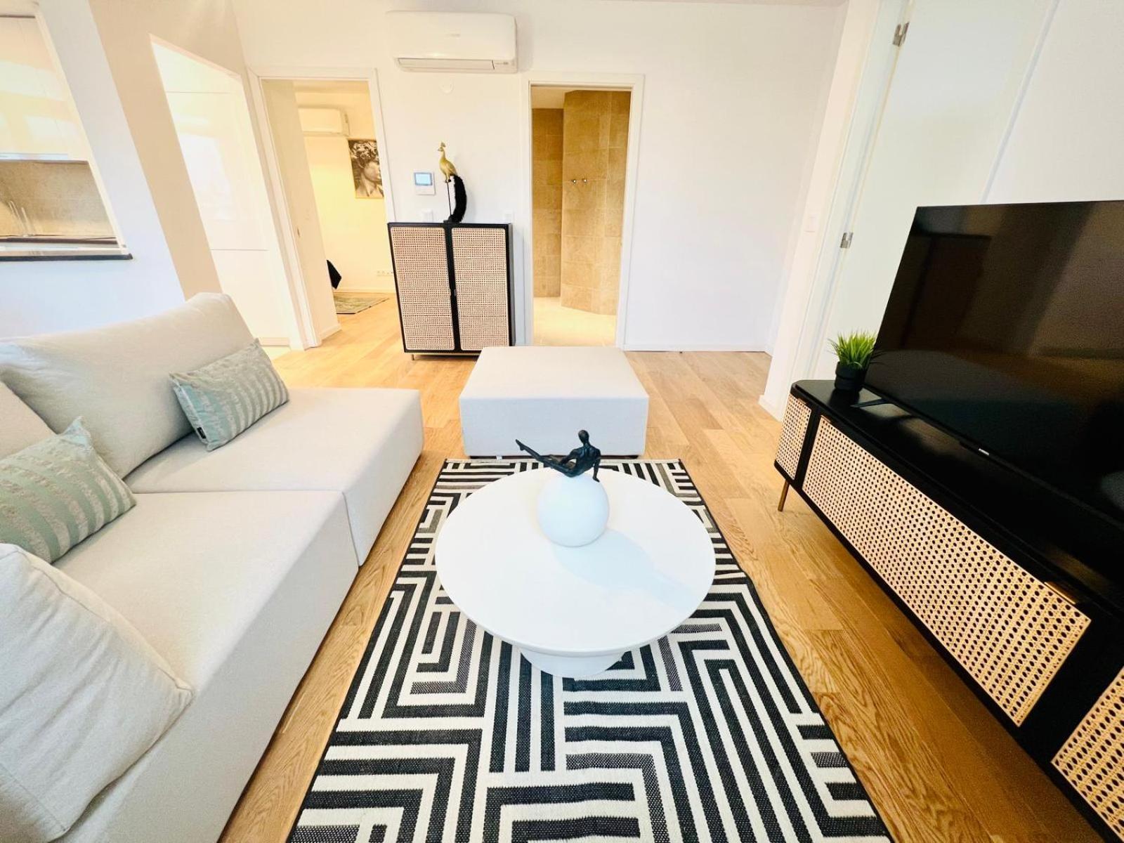 Lisbon Pink House II Beautiful 2 Bedroom Flat In City Center Екстер'єр фото