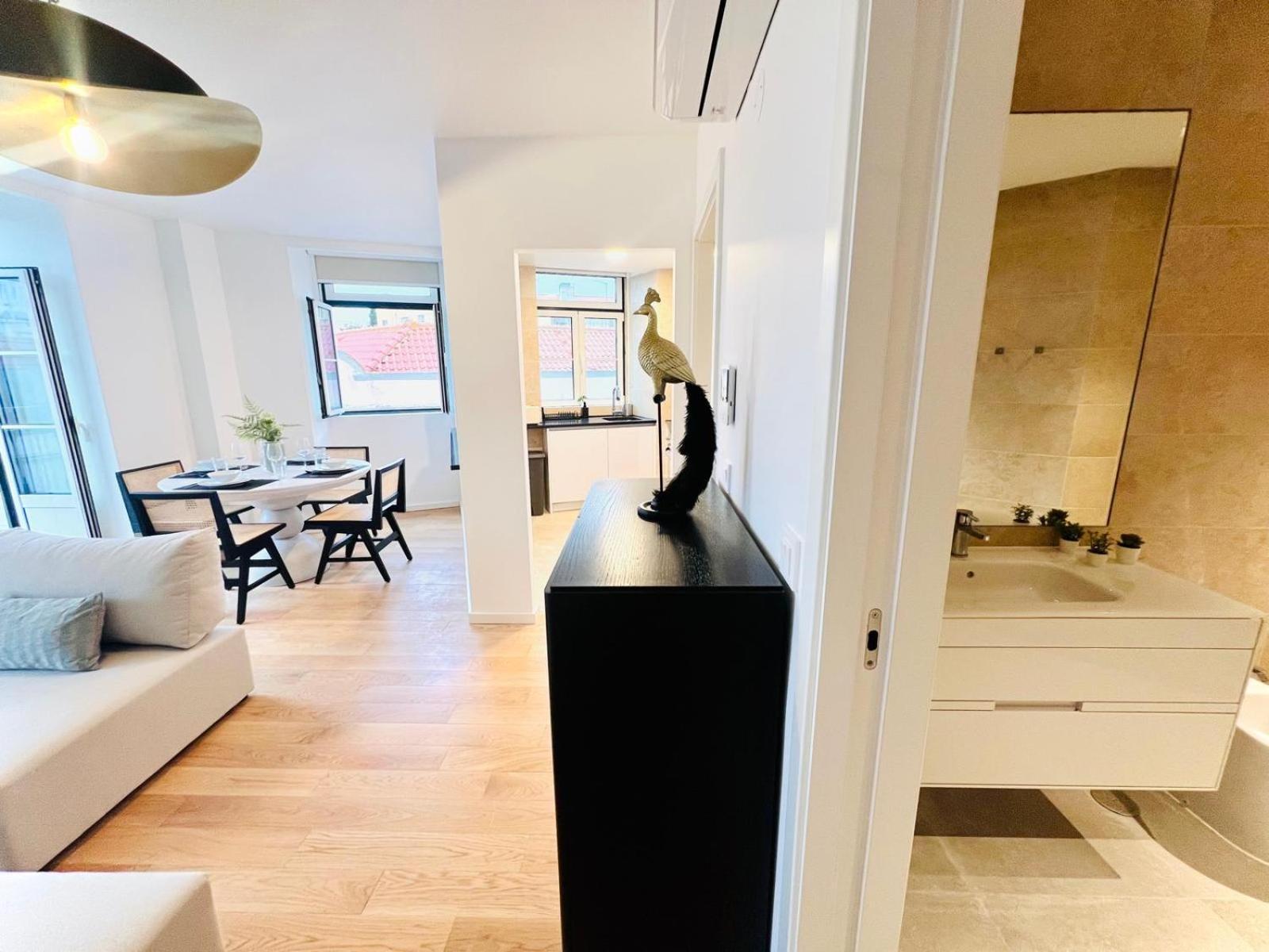 Lisbon Pink House II Beautiful 2 Bedroom Flat In City Center Екстер'єр фото