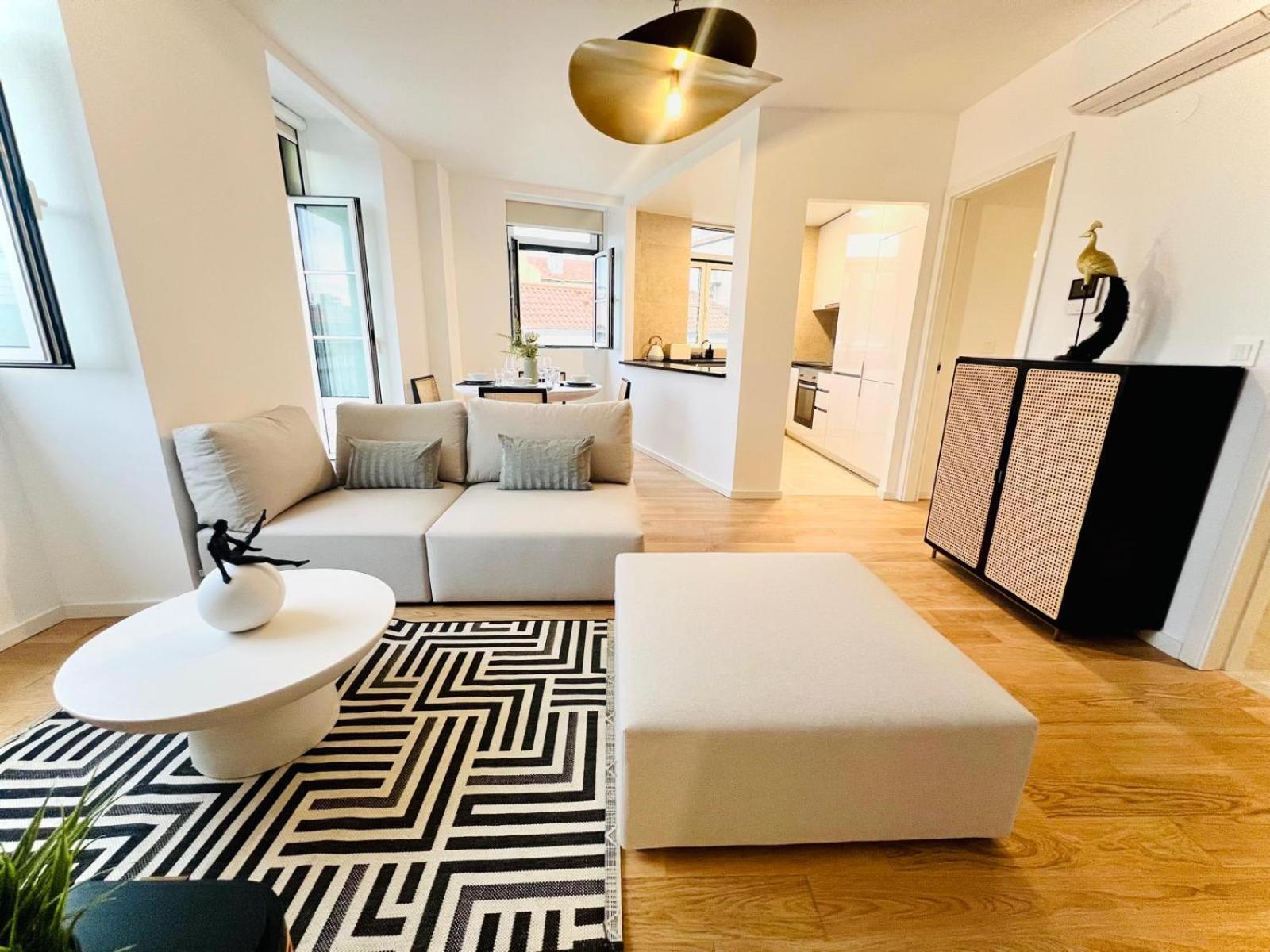 Lisbon Pink House II Beautiful 2 Bedroom Flat In City Center Екстер'єр фото